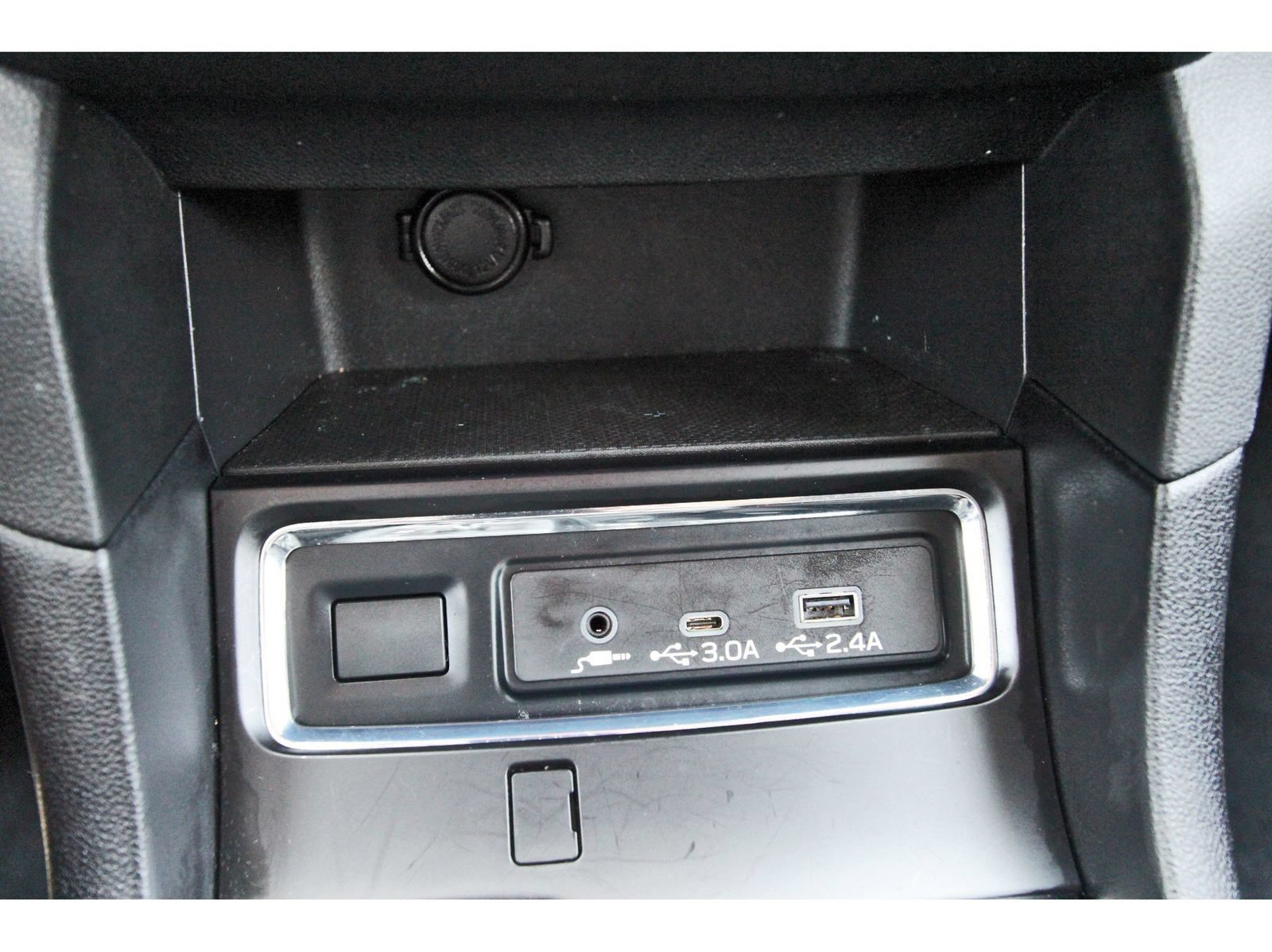 Used 2023 Subaru Ascent Premium w/ Convenience Package AWD/4WD image 27