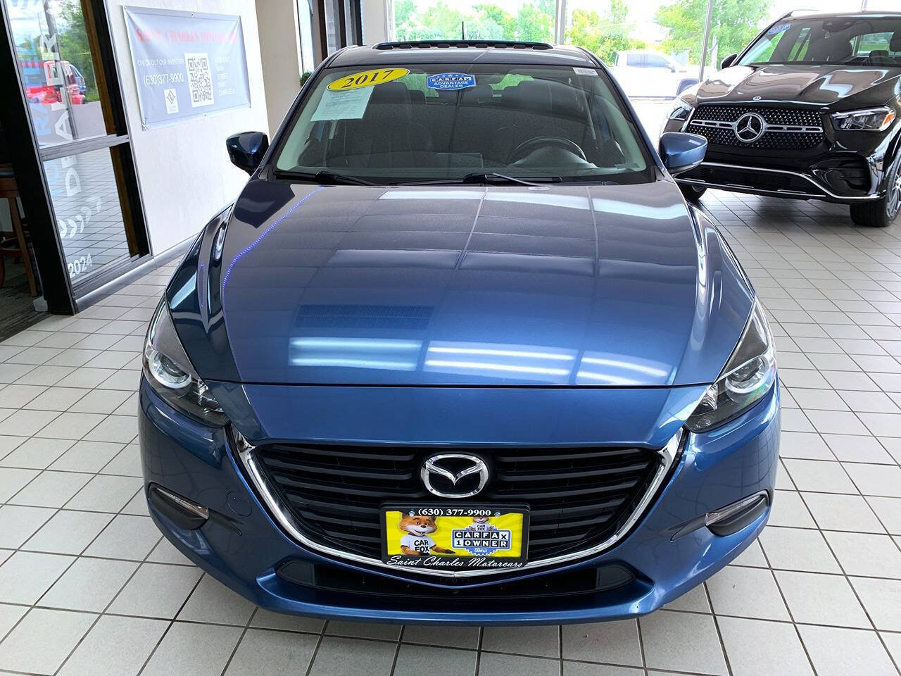 Used 2017 MAZDA MAZDA3 Touring FWD image 4