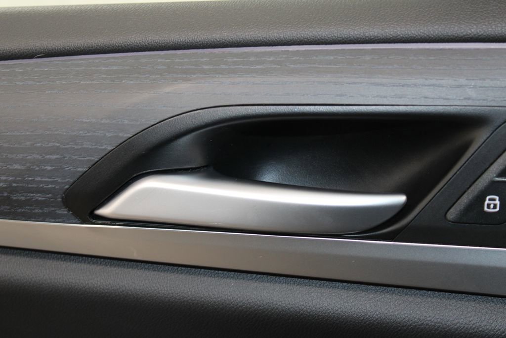 Used 2023 BMW X3 xDrive30i w/ Convenience Package image 37