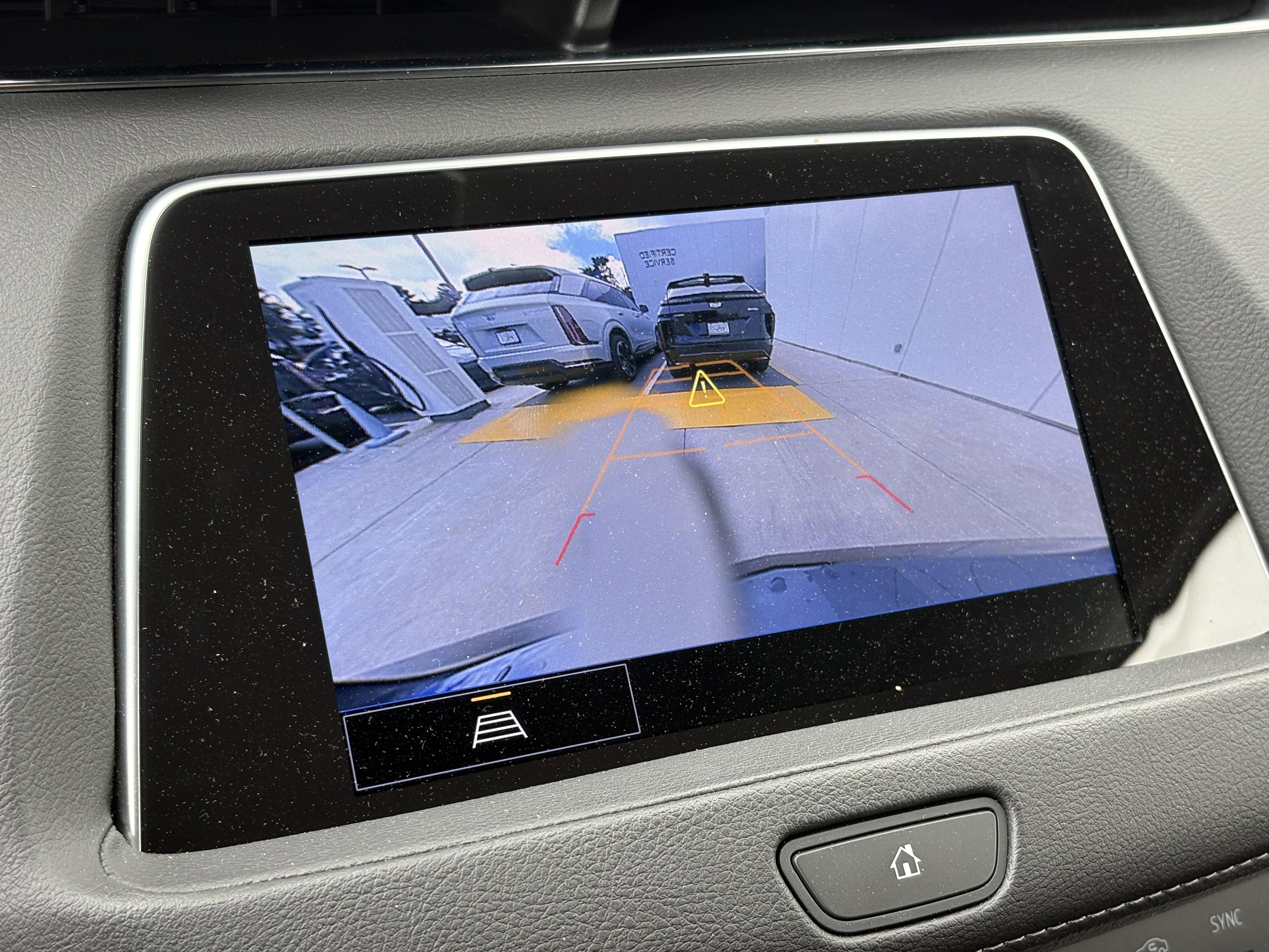 Certified 2023 Cadillac XT4 Premium Luxury image 22