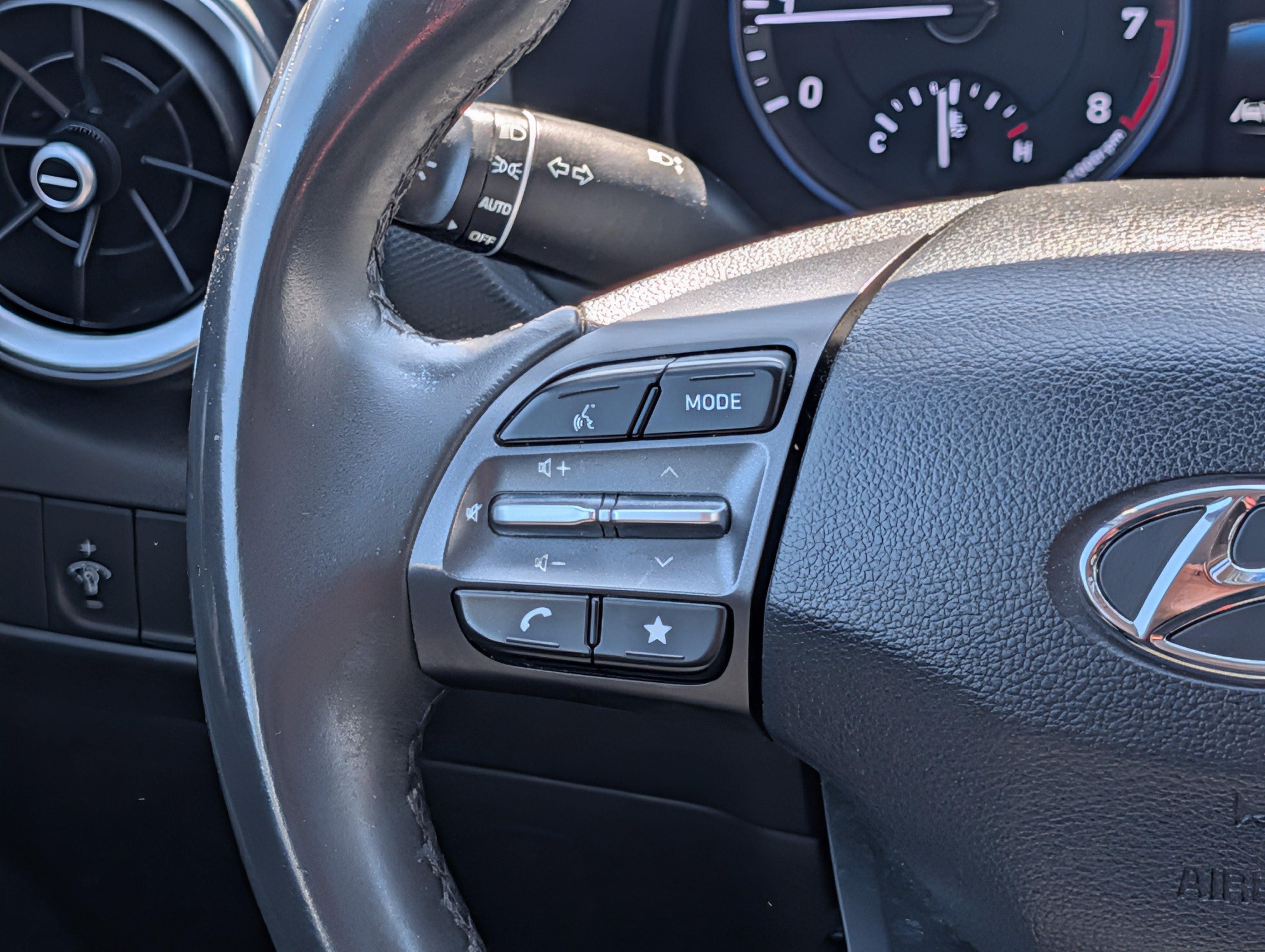 Used 2022 Hyundai Kona SEL w/ Convenience Package FWD image 23