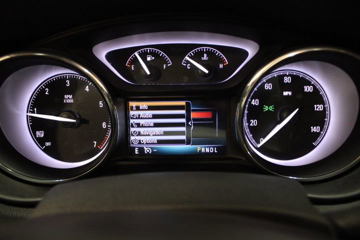 Used 2020 Buick Envision Essence image 52