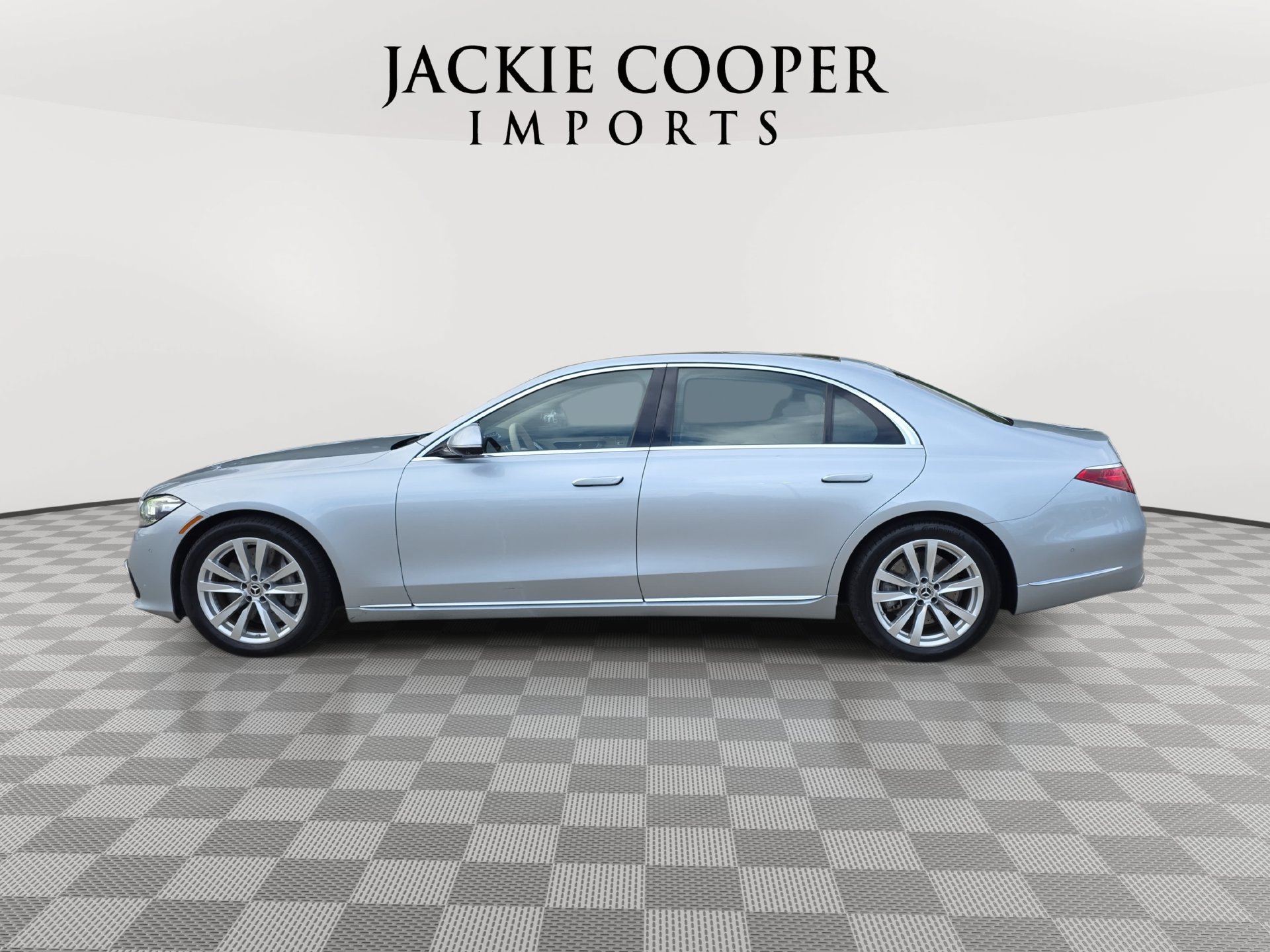 Used 2022 Mercedes-Benz S 500 4MATIC image 8