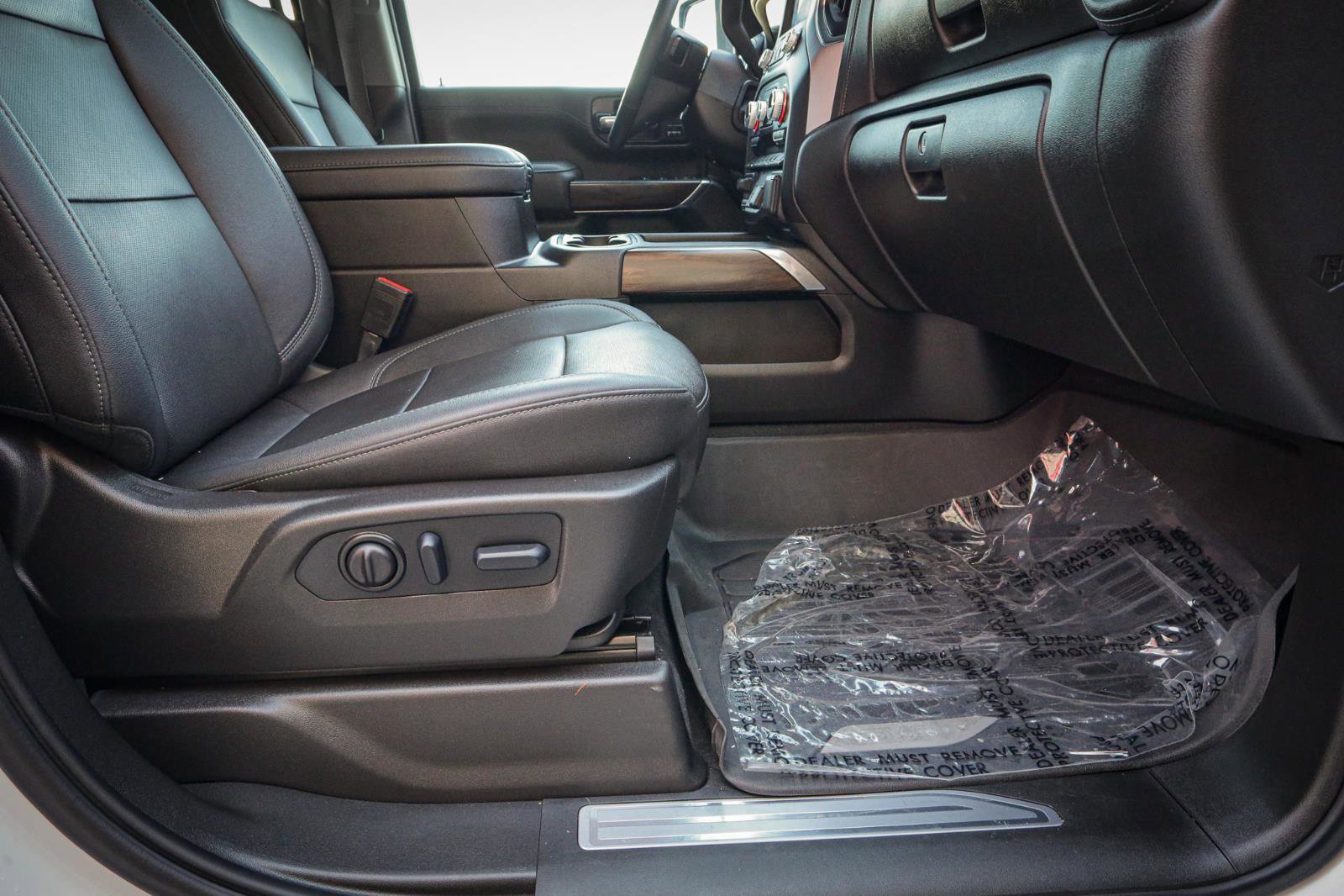 Used 2023 GMC Sierra 3500 SLT w/ SLT Convenience Package image 24