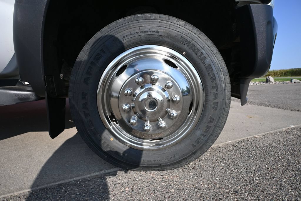 Used 2015 Ford F550 Luxury RWD image 22
