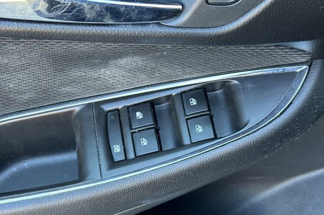 Used 2016 Chevrolet Cruze LT image 12