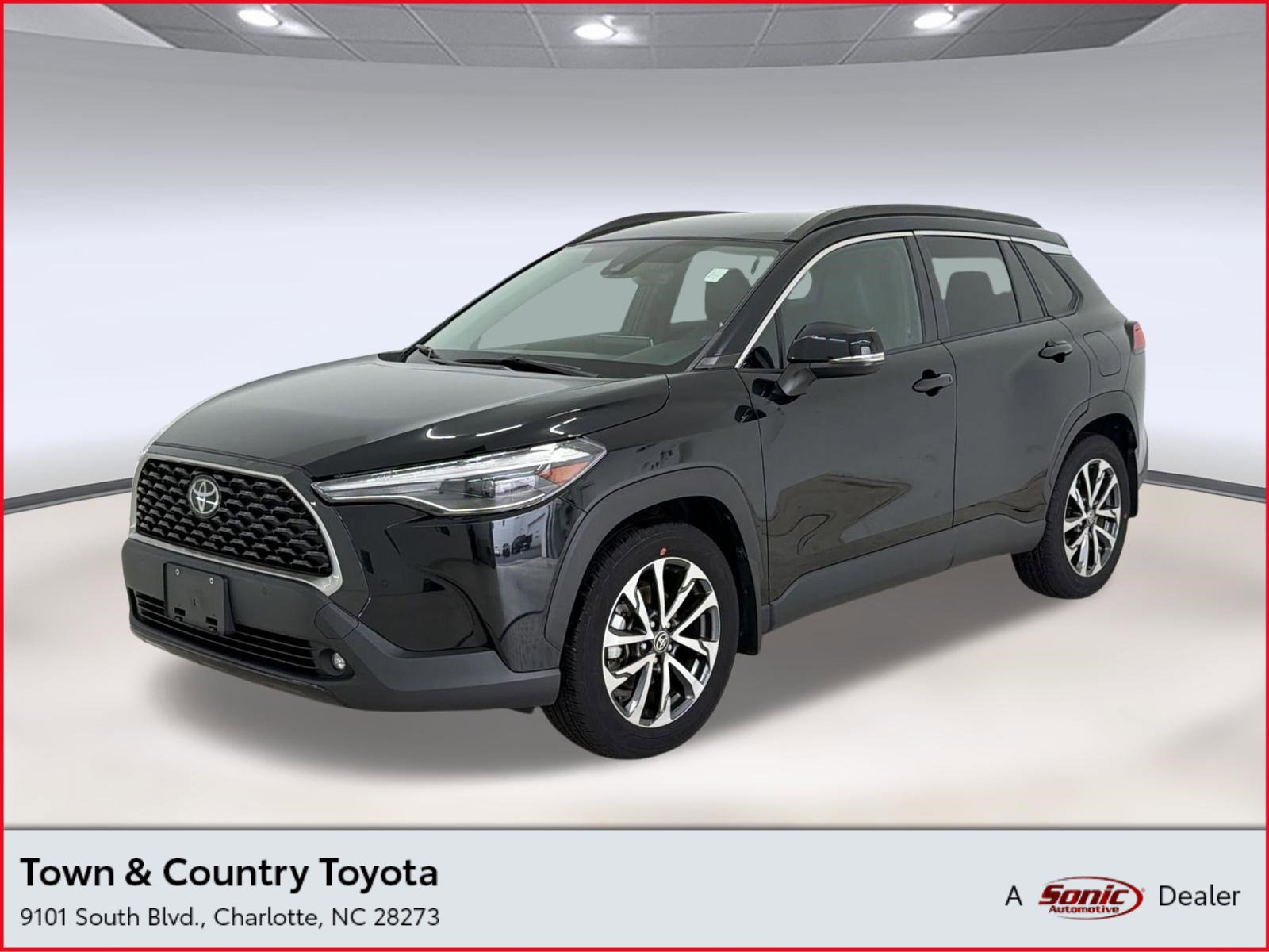 Used 2022 Toyota Corolla Cross XLE FWD image 1