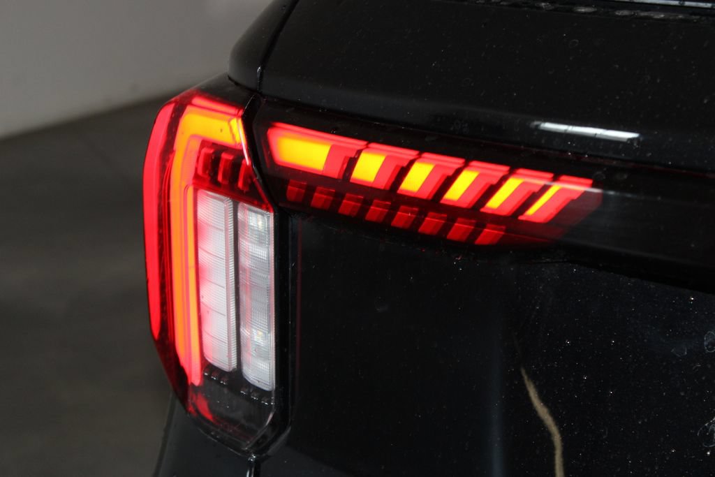 Used 2025 Ford Explorer ST-Line AWD/4WD image 46