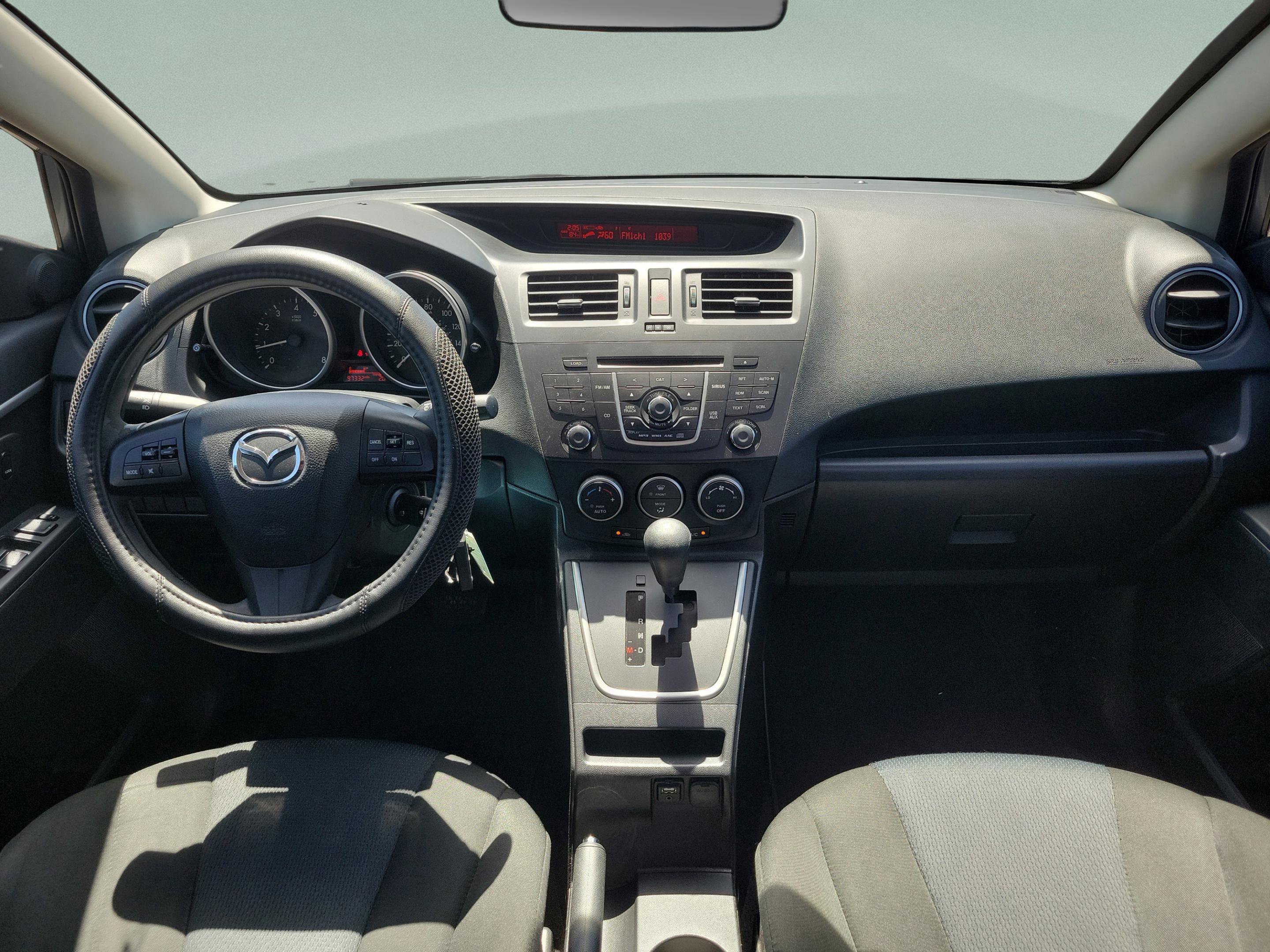 Used 2015 MAZDA MAZDA5 Sport image 11