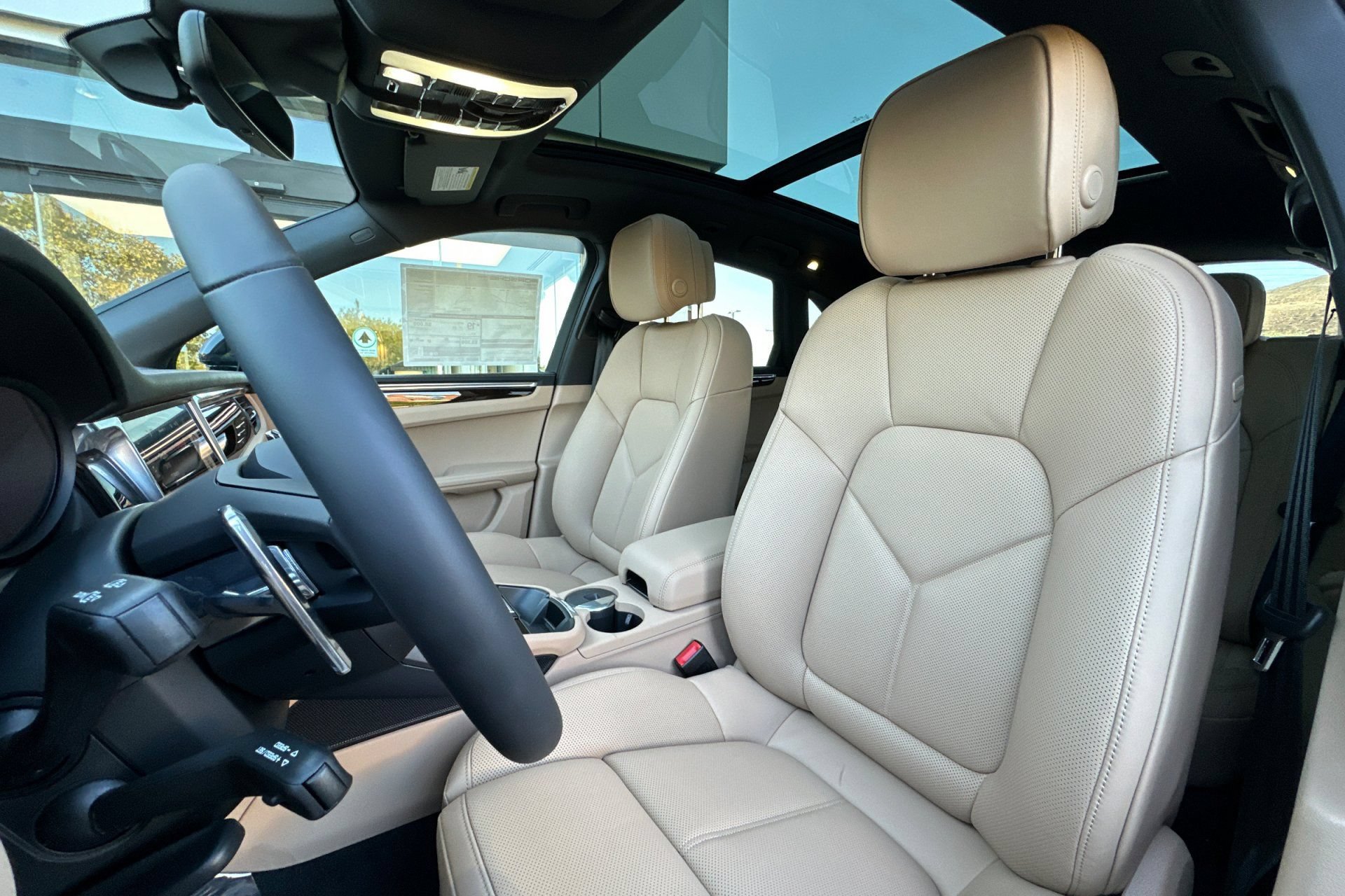 New 2026 Porsche Macan S AWD/4WD image 5