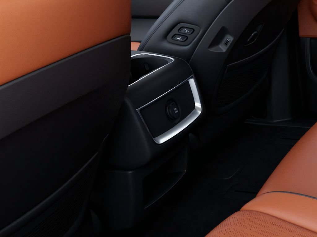 New 2026 Kia Carnival EX FWD image 26