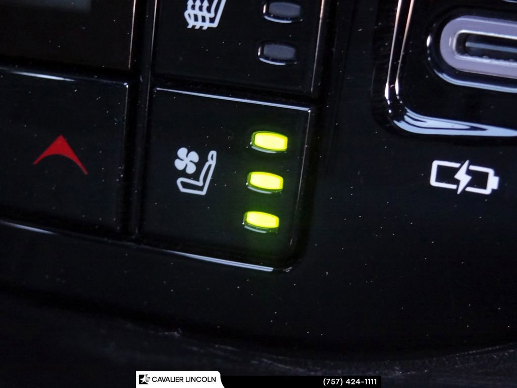 Used 2024 Lexus RX 450h AWD w/ Convenience Package image 19