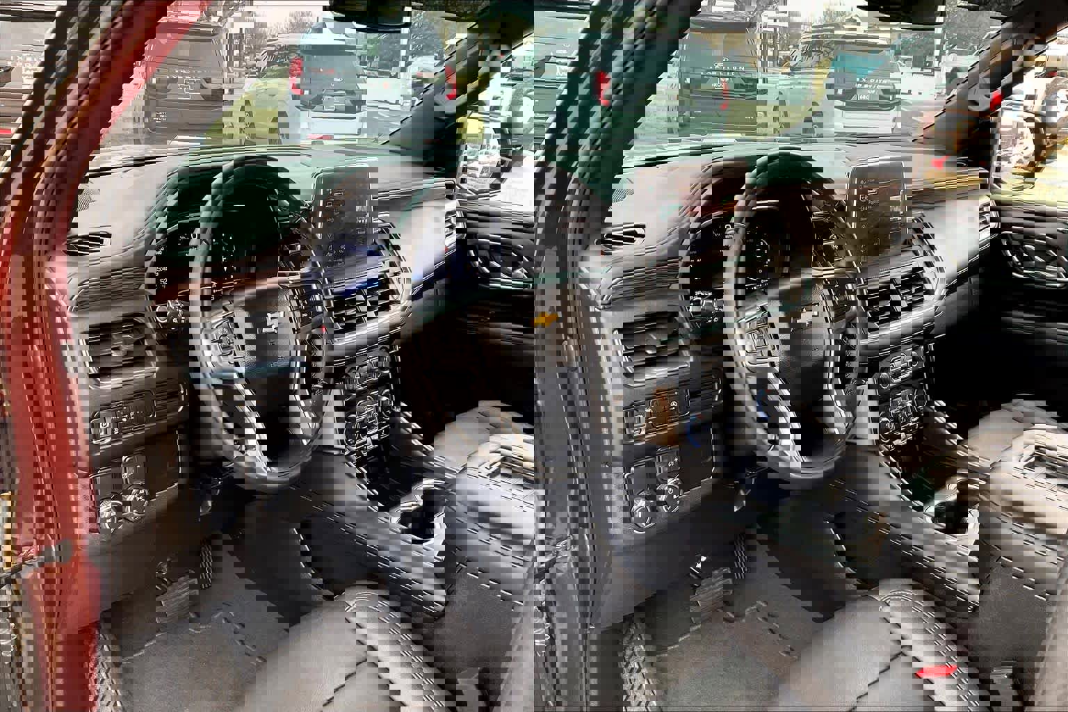 Used 2023 Chevrolet Tahoe LT image 17