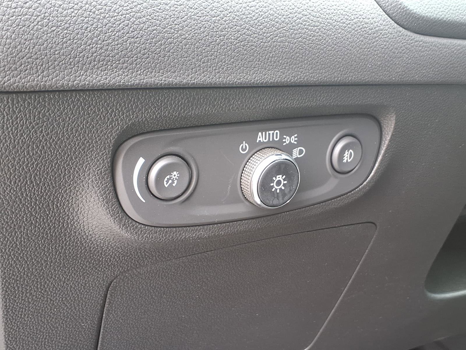 Certified 2023 Buick Encore GX Select image 22