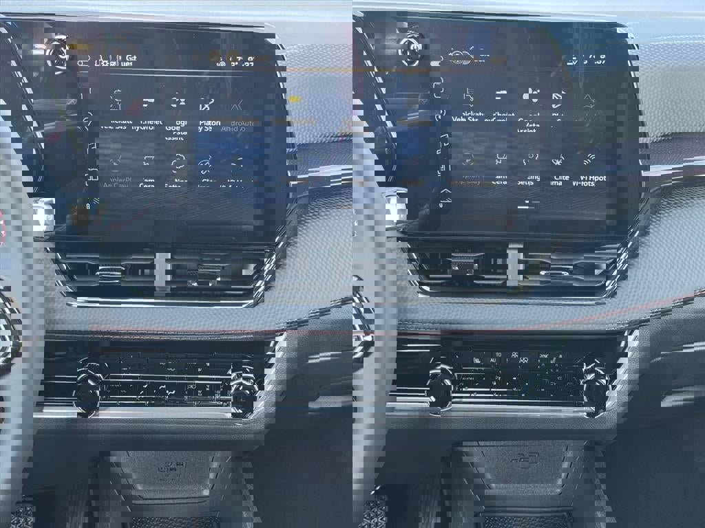 New 2026 Chevrolet Equinox RS w/ Safety and Technology Package image 7