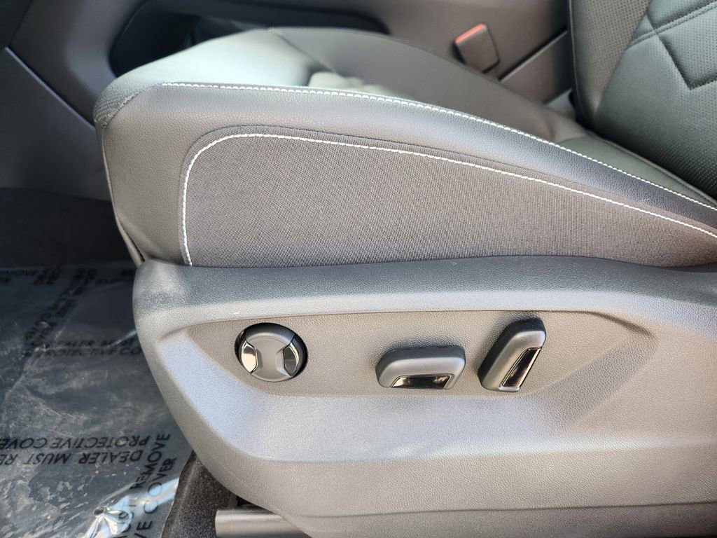 New 2026 Volkswagen Atlas SE image 13