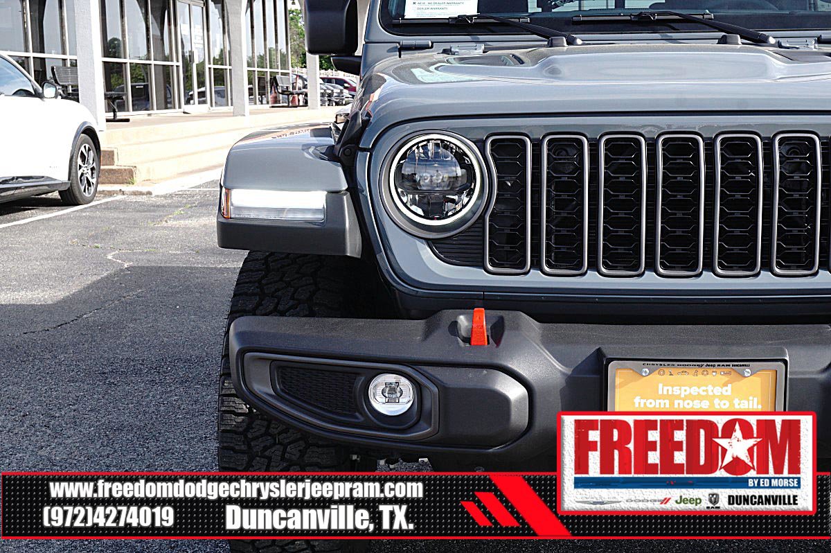 Certified 2025 Jeep Gladiator Rubicon w/ Convenience Group AWD/4WD image 42