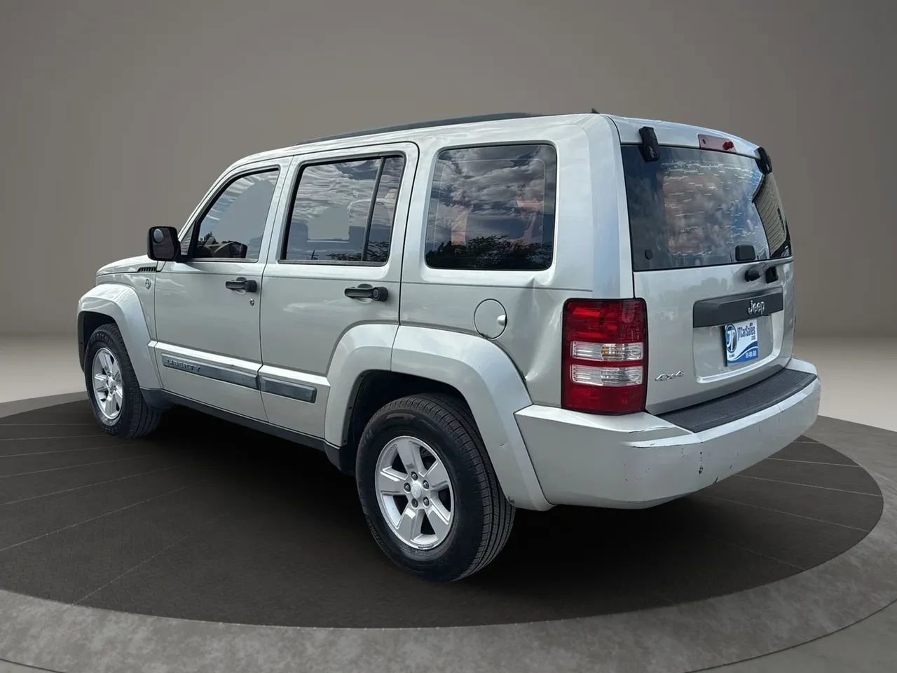 Used 2009 Jeep Liberty Sport image 13
