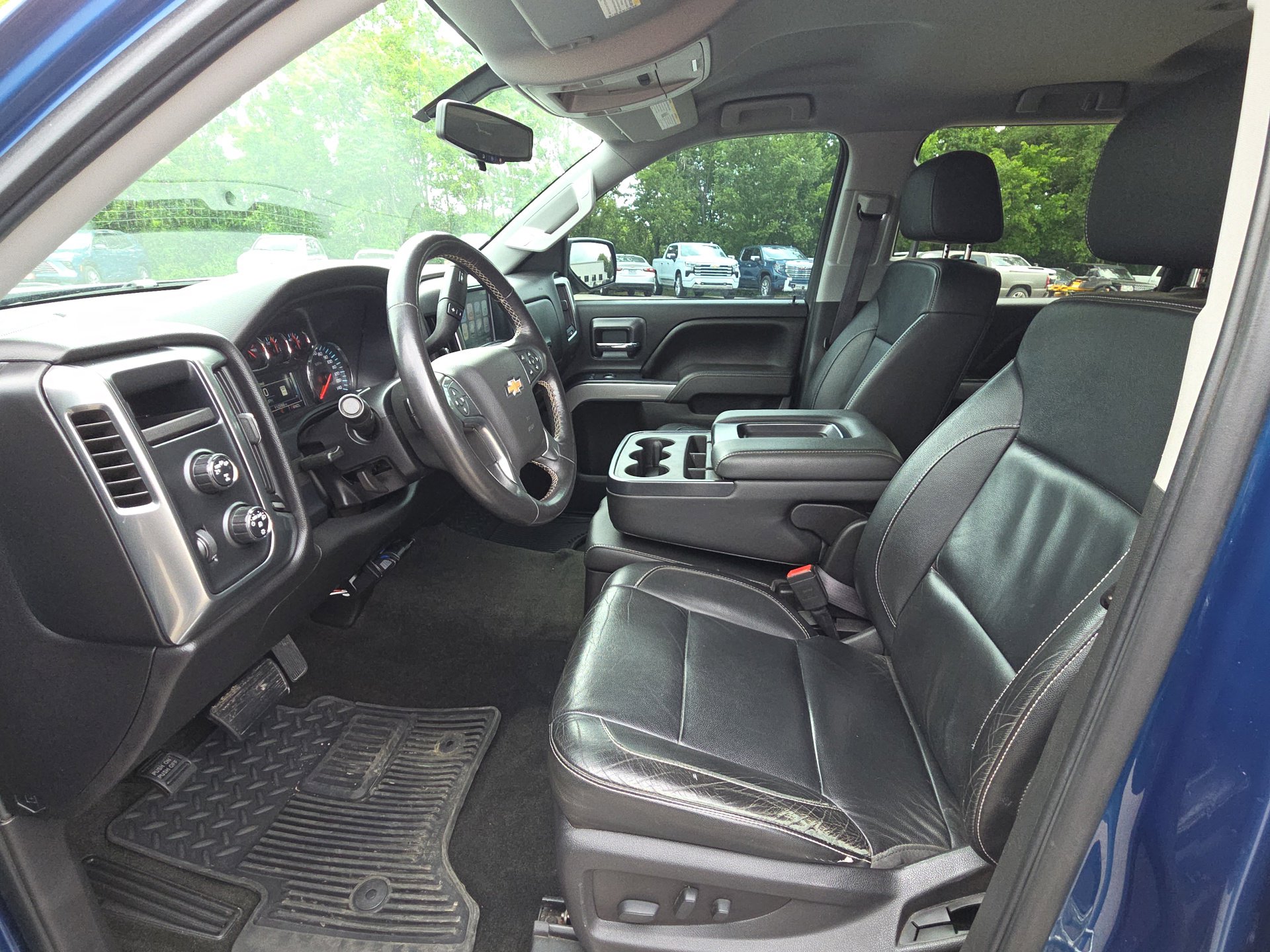 Used 2017 Chevrolet Silverado 1500 LT w/ All Star Edition AWD/4WD image 17