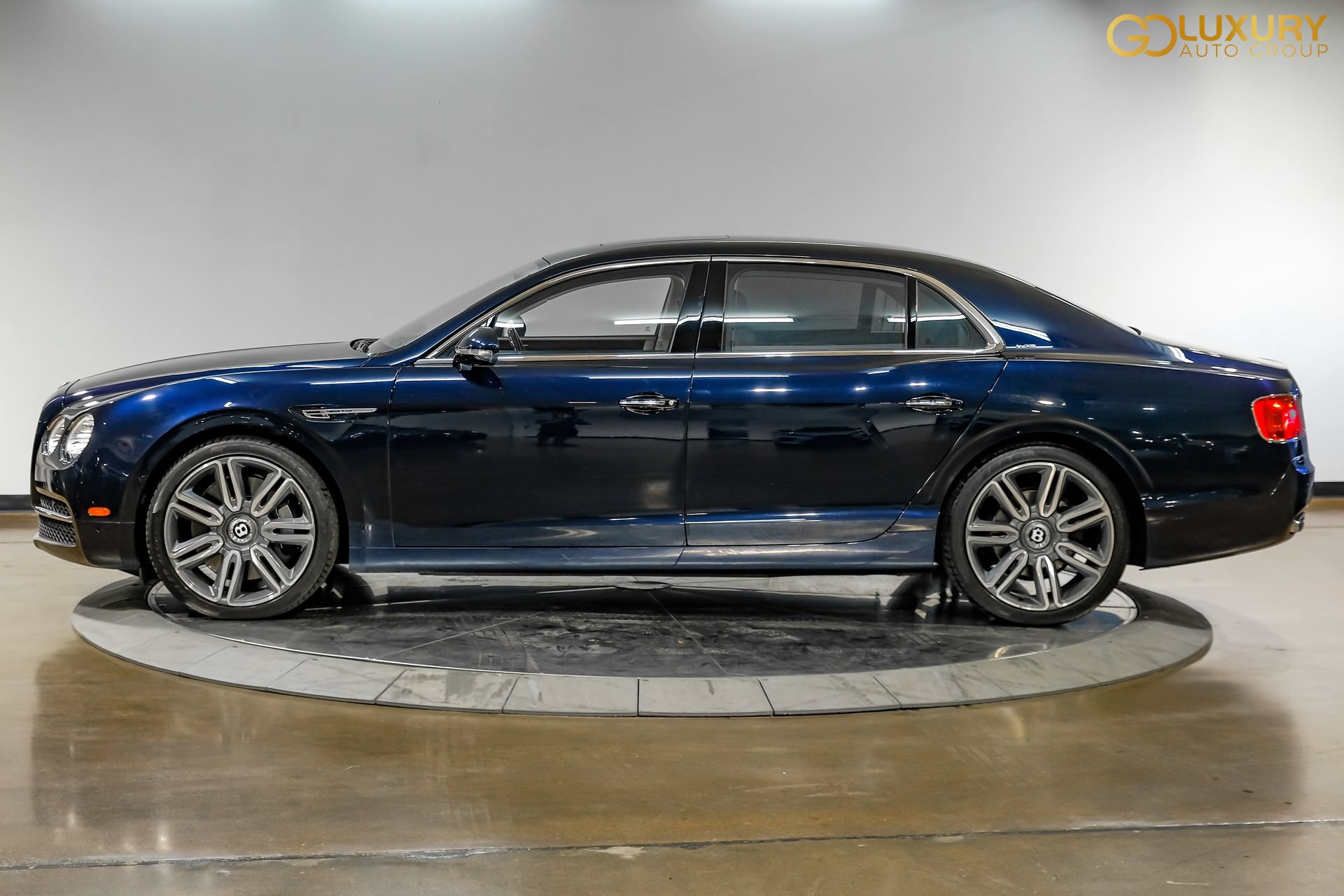 Used 2018 Bentley Flying Spur W12 AWD/4WD image 18