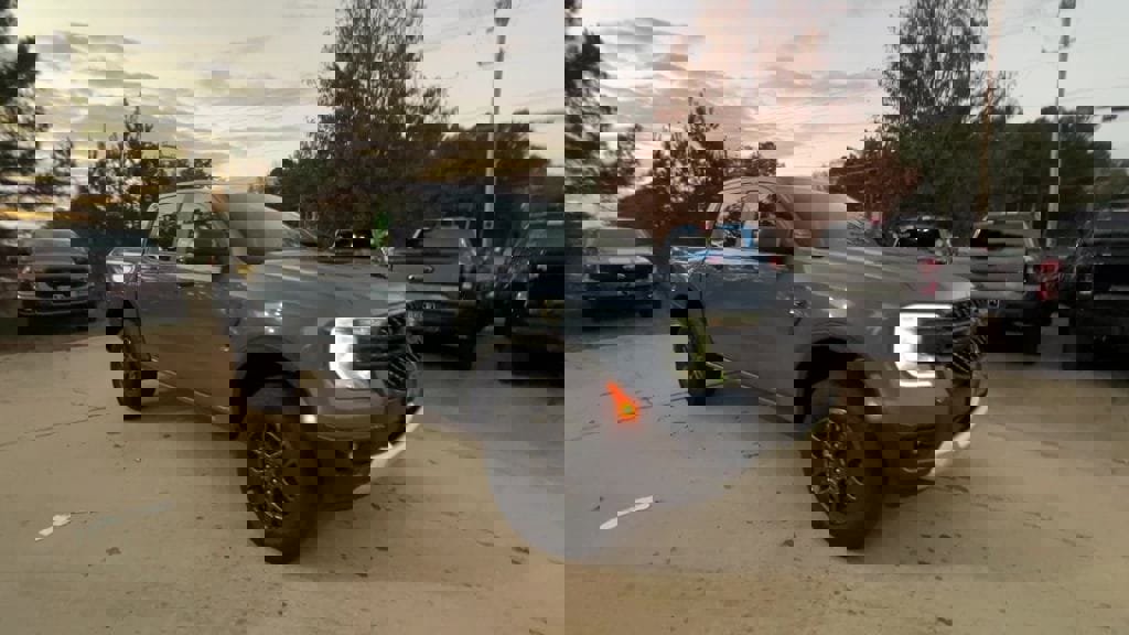 New 2025 Ford Ranger XLT w/ Equipment Group 301A High image 8