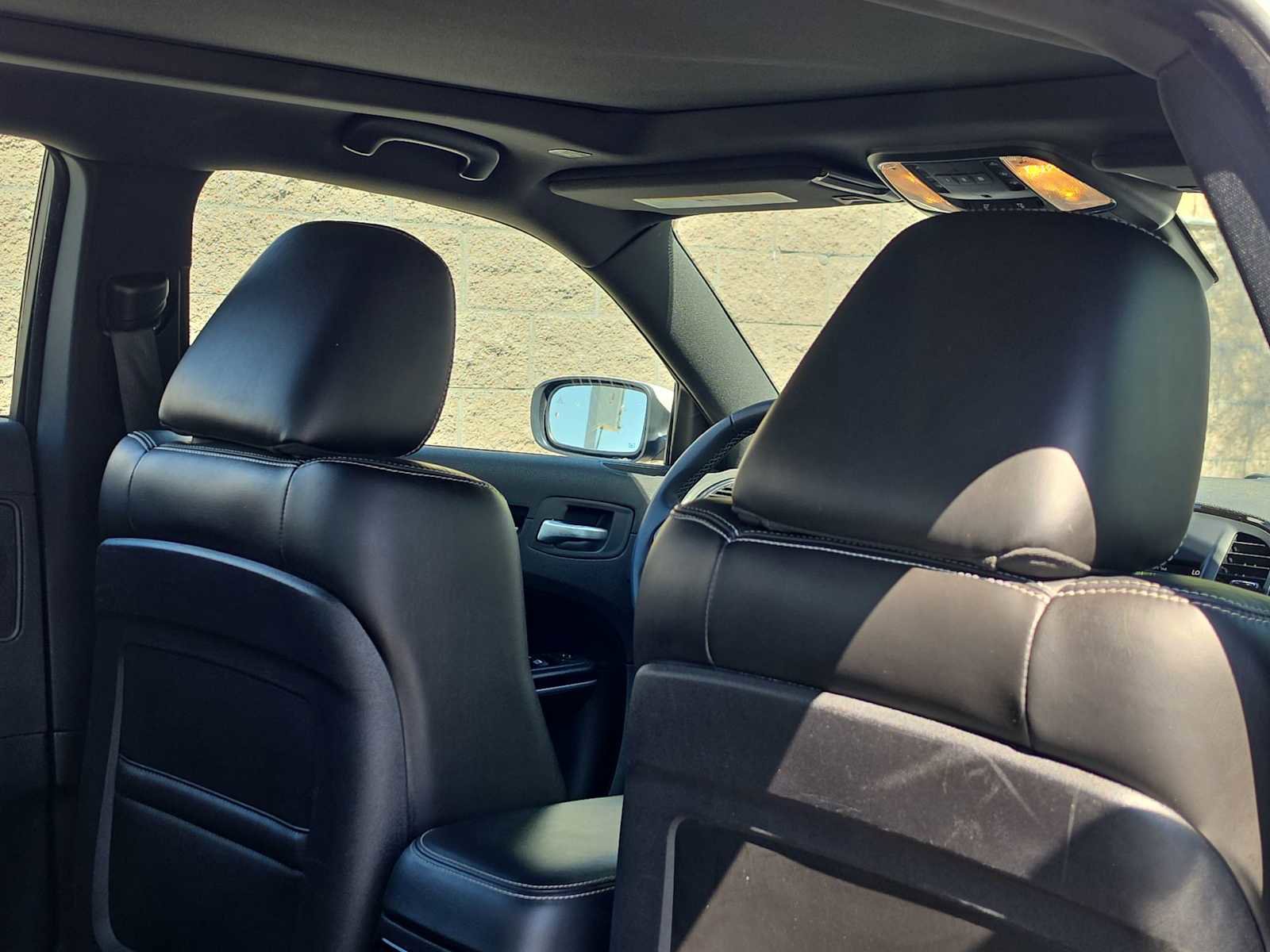 Used 2023 Chrysler 300 S RWD image 16