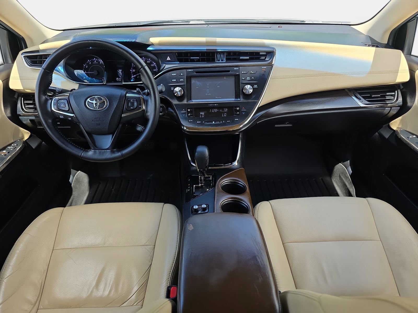 Used 2016 Toyota Avalon XLE FWD image 9