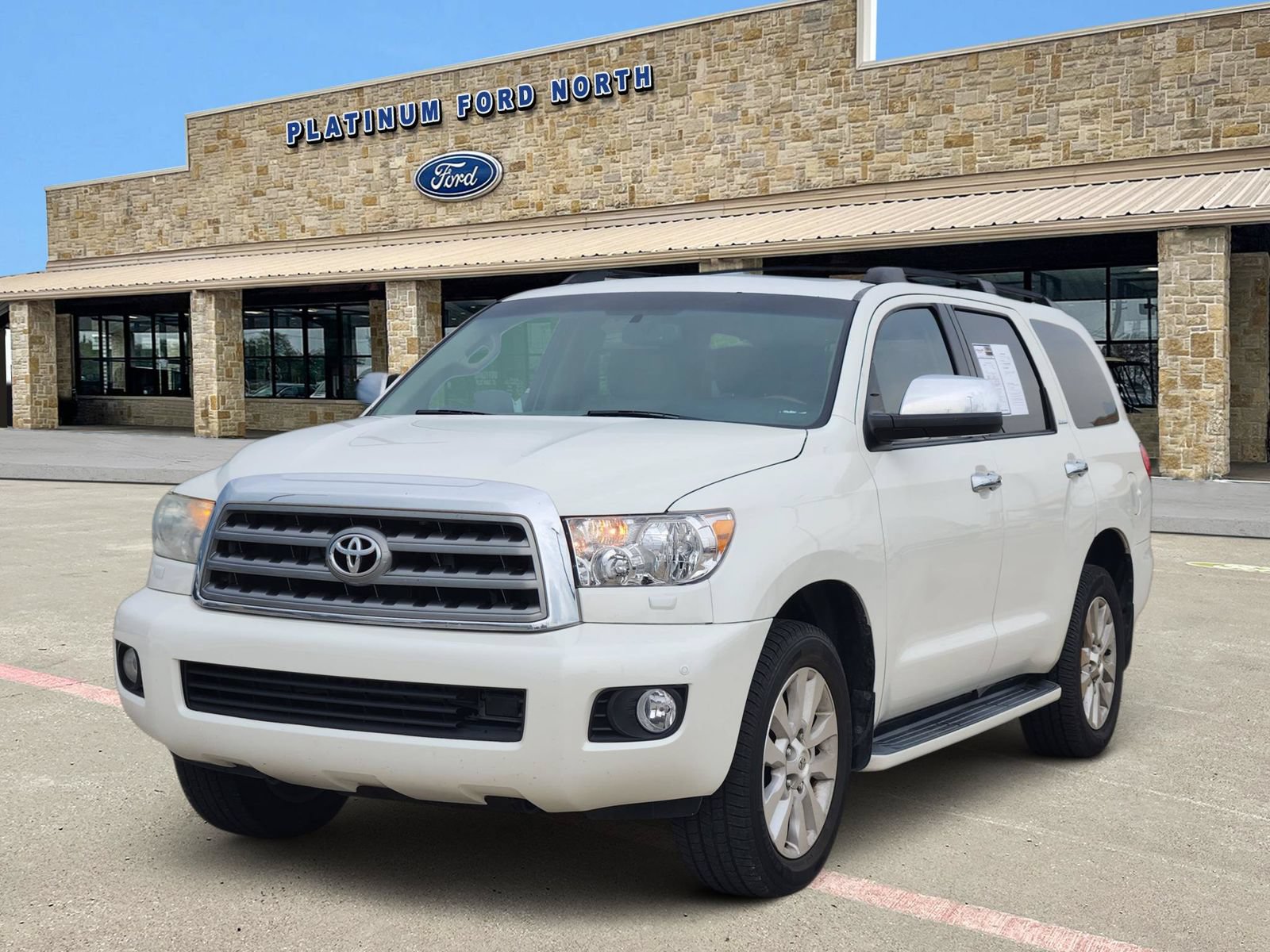 Used 2016 Toyota Sequoia Platinum RWD image 2