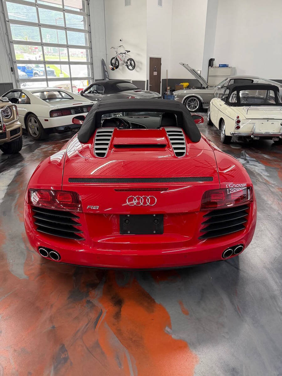 Used 2011 Audi R8 V8 AWD/4WD image 9