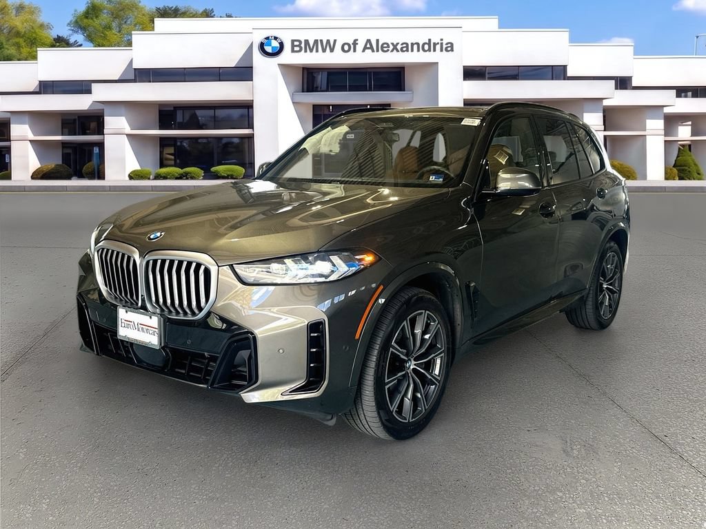 Used 2024 BMW X5 xDrive40i w/ M Sport Package