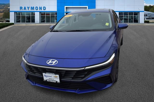 Used 2025 Hyundai Elantra SEL image 7