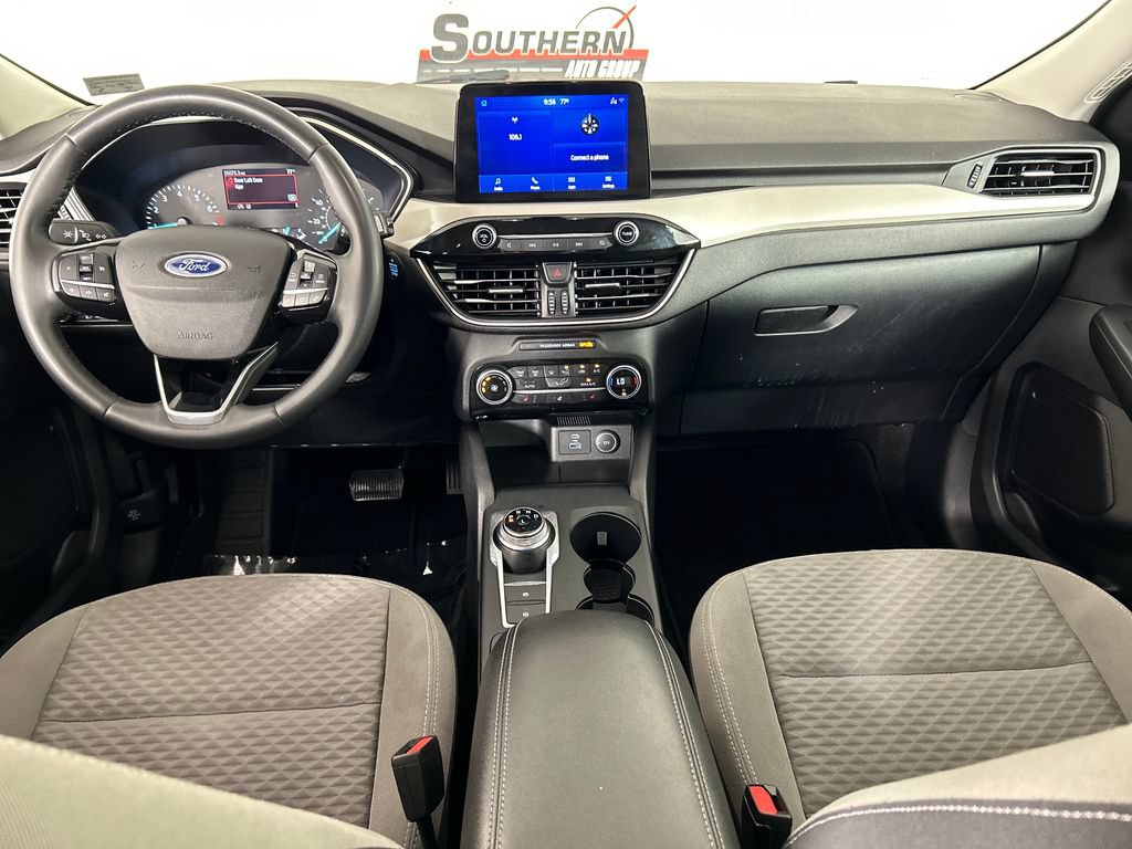 Used 2021 Ford Escape SE w/ SE Sport Appearance Package AWD/4WD image 18