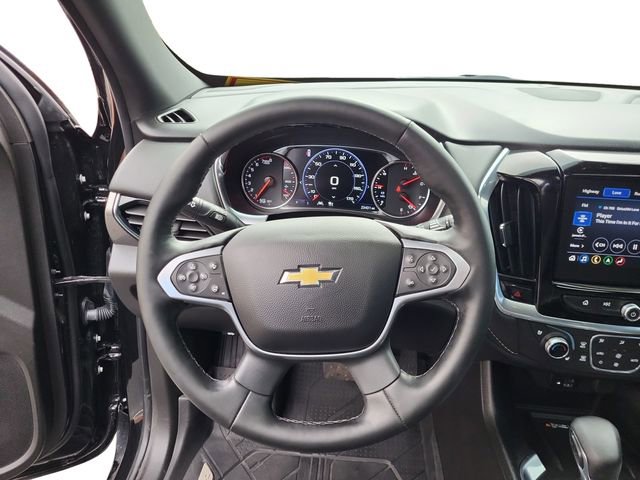 Used 2023 Chevrolet Traverse Premier image 18