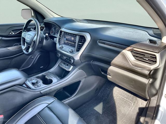 Used 2022 GMC Acadia Denali w/ Denali Ultimate Package image 18