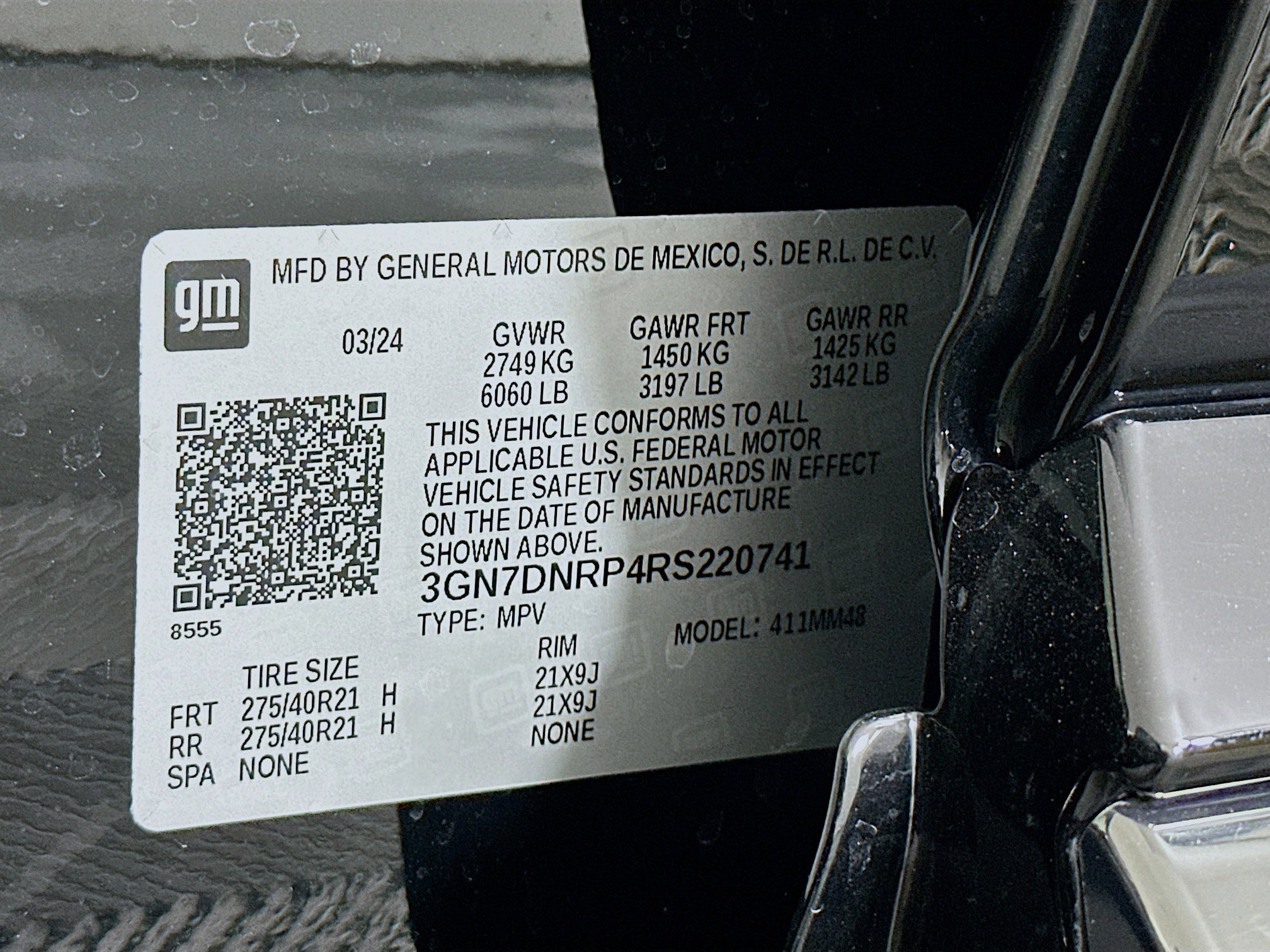 Used 2024 Chevrolet Equinox EV RS FWD image 12