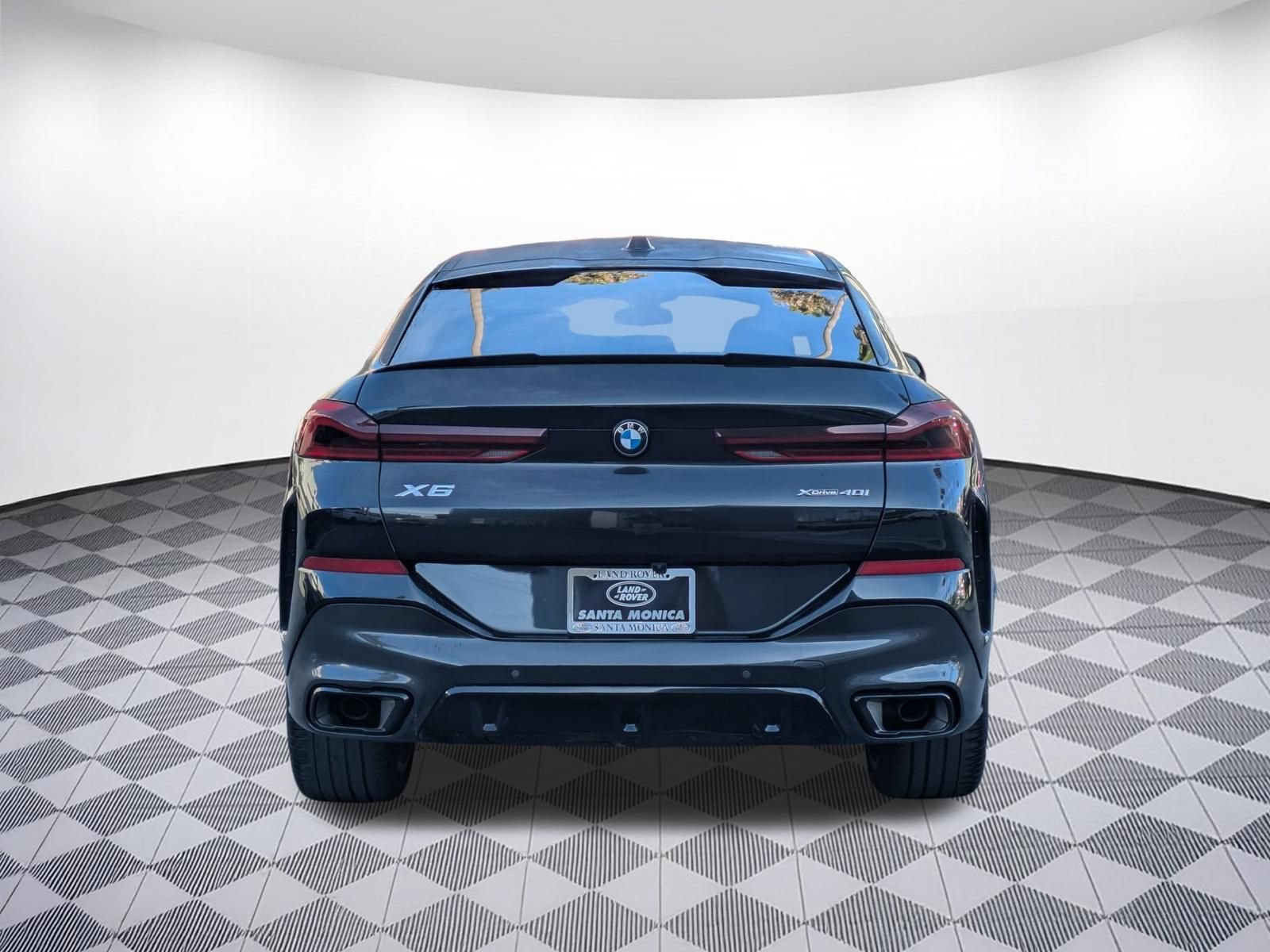 Used 2024 BMW X6 xDrive40i w/ Premium Package AWD/4WD image 4