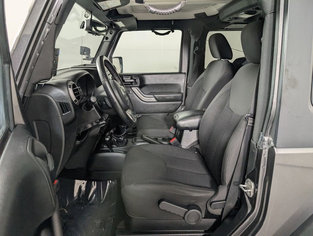 Used 2017 Jeep Wrangler Sport image 10