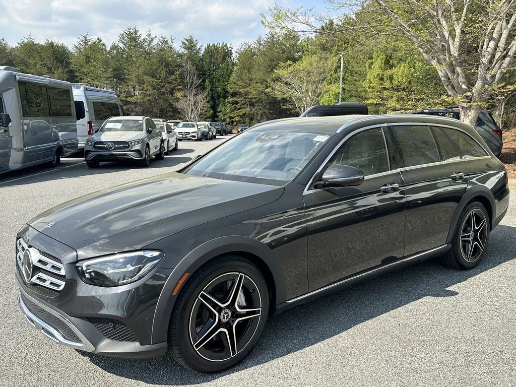 Certified 2023 Mercedes-Benz E 450 4MATIC All-Terrain Wagon image 4