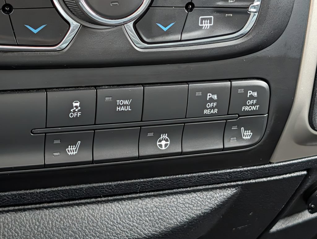 Used 2018 RAM 1500 Big Horn AWD/4WD image 38