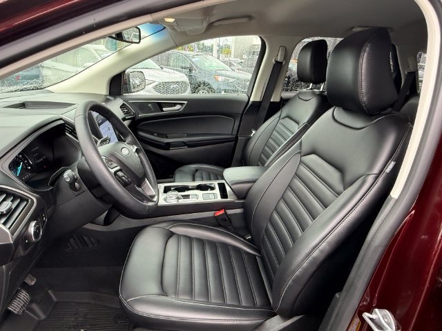 Certified 2024 Ford Edge SEL w/ Convenience Package AWD/4WD image 6