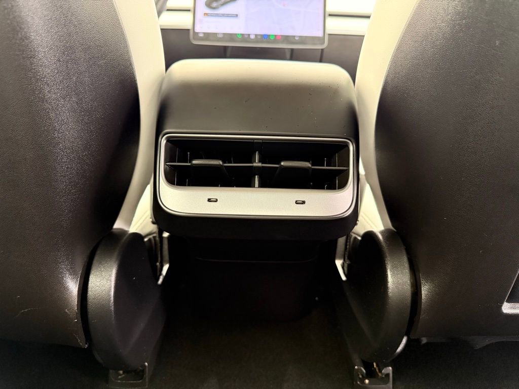 Used 2020 Tesla Model 3 Performance image 26