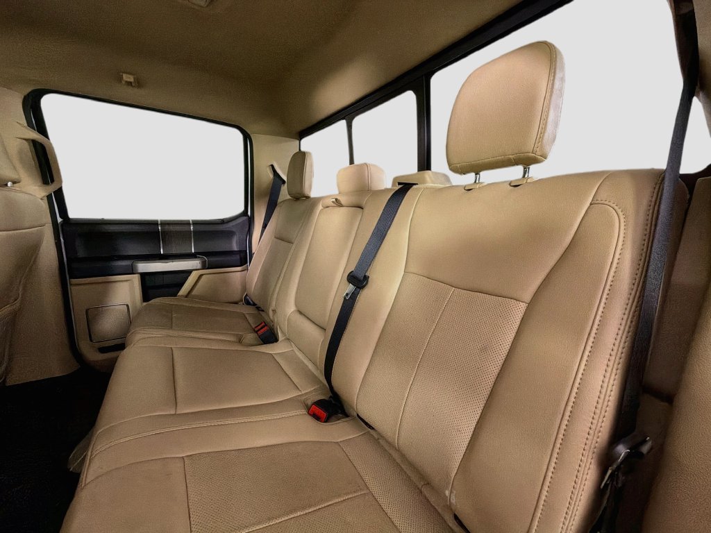 Used 2020 Ford F350 Lariat w/ Tremor Off-Road Package AWD/4WD image 25