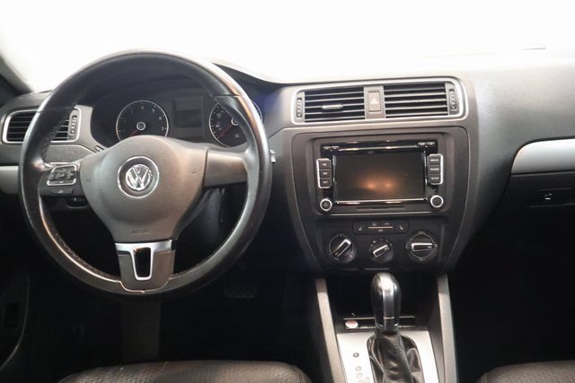 Used 2014 Volkswagen Jetta SE FWD image 13