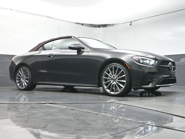 Used 2023 Mercedes-Benz E 450 4MATIC Cabriolet image 41