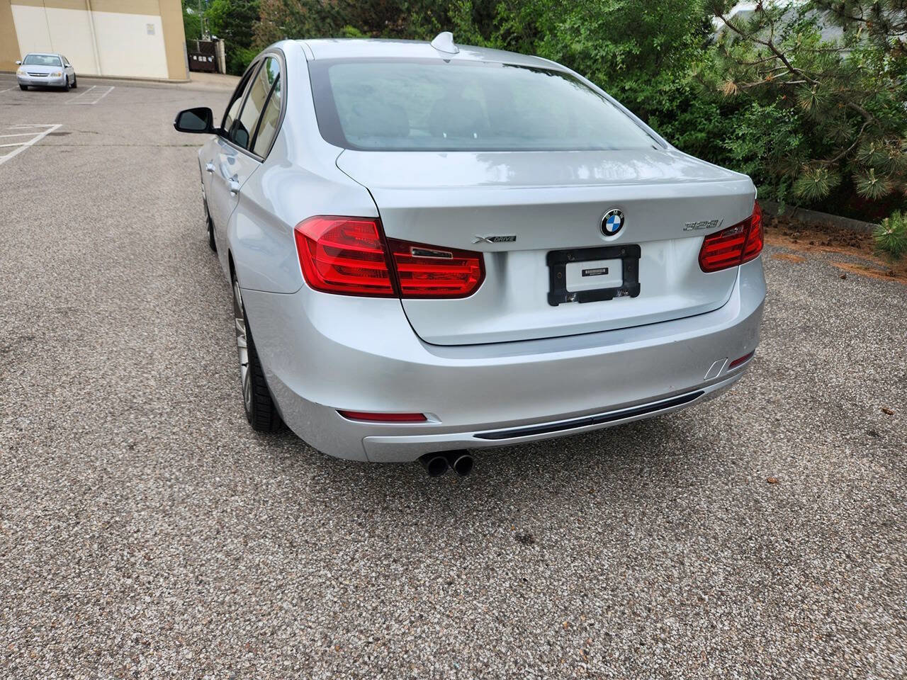 Used 2014 BMW 328i xDrive Sedan AWD/4WD image 6