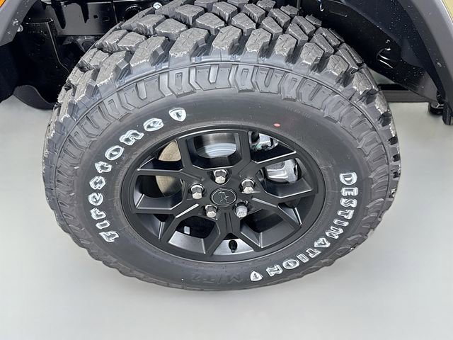 New 2025 Jeep Gladiator Sport image 28