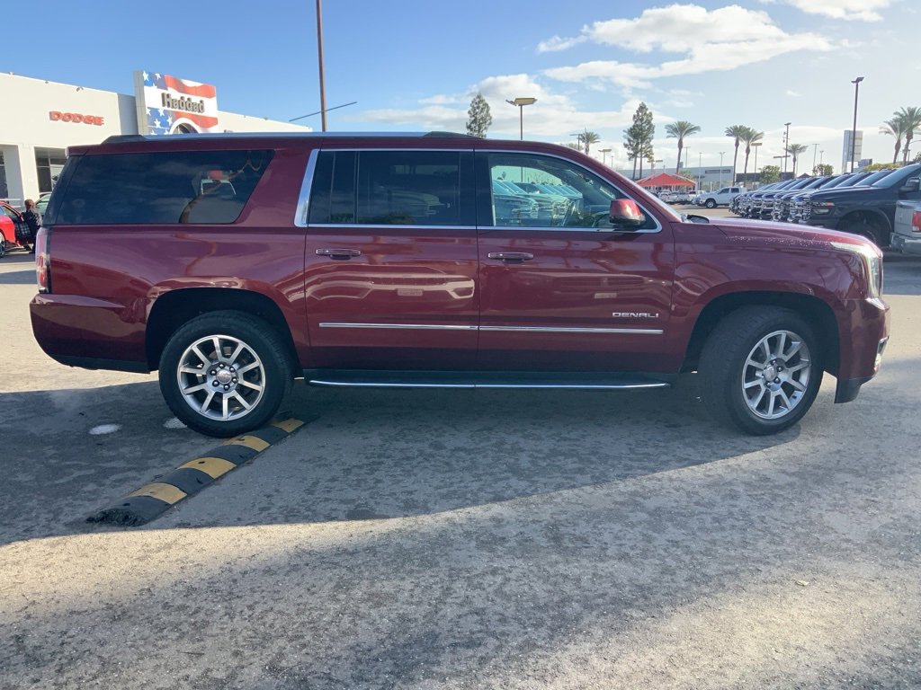 Used 2020 GMC Yukon XL Denali image 10
