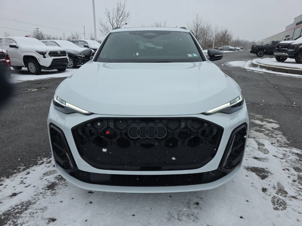 Used 2025 Audi SQ5 Premium Plus image 2