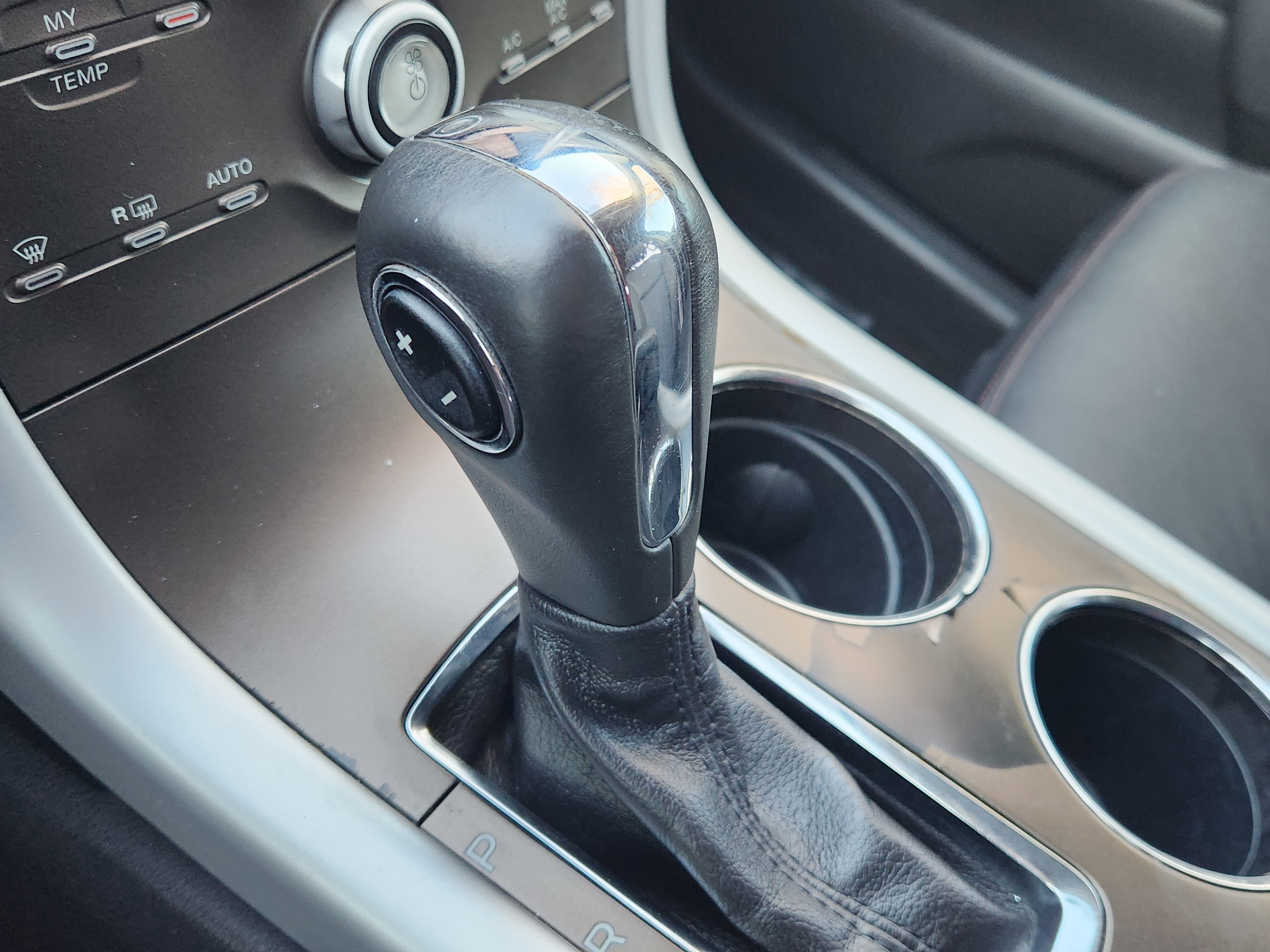 Used 2014 Ford Edge SEL w/ Equipment Group 205A image 24