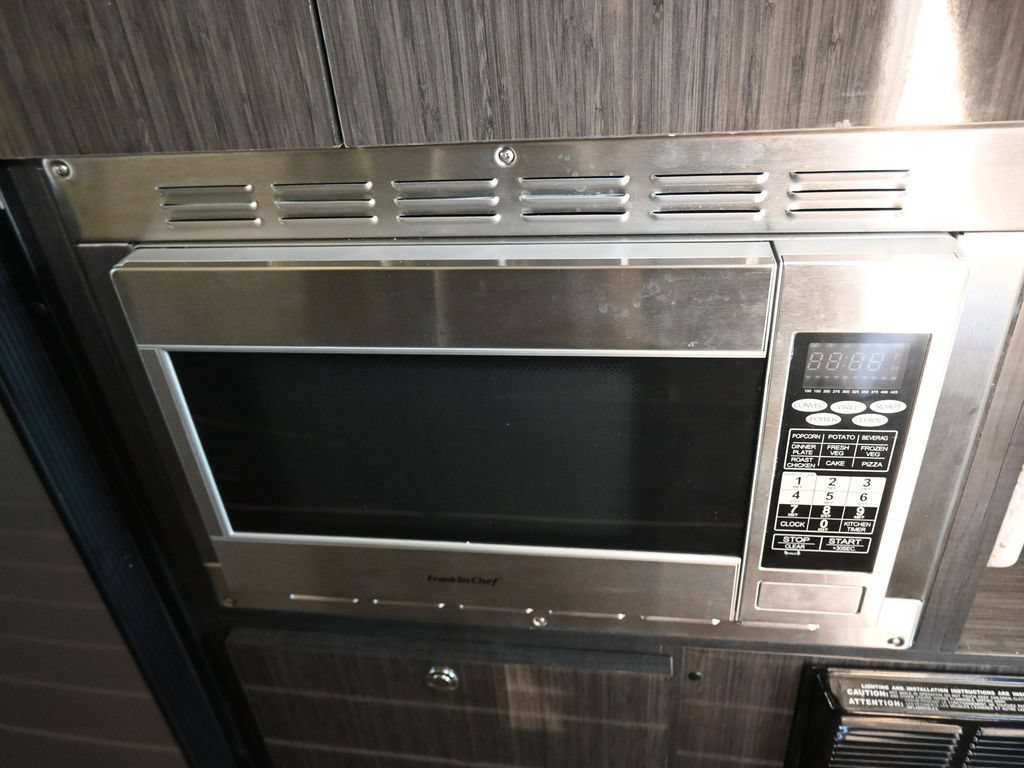 Used 2014 Mercedes-Benz Sprinter 3500 image 41